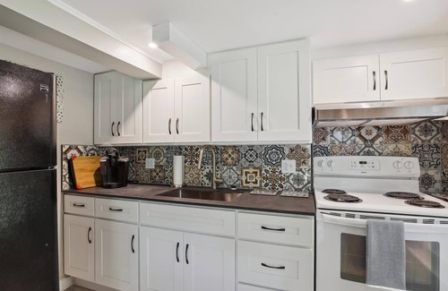 Moscow Apartamento | Stowe Gallery Apartment: 1 br, a/c, great location!