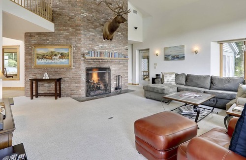 Stowe Hollow Casa | Alquiler de fin de semana en Stowe, hermosas vistas, cuatro habitaciones, plano abierto, al aire libre