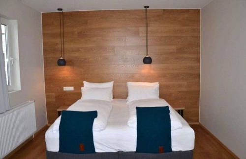 Hella Hotel | Stracta Hotel