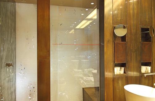 Milan Centre Hotel | STRAF, Milan, a Member of Design Hotels