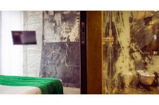 Milan Centre Hotel | STRAF, Milan, a Member of Design Hotels