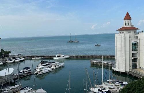 Seri Tanjung Pinang Apartamento | Straits Quay Highest & Spacious Seaview Suite - 2