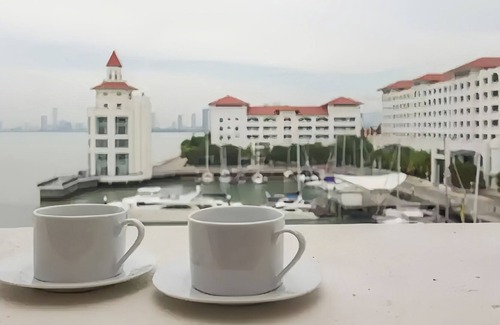 Seri Tanjung Pinang Apartamento | Straits Quay Marina Suites Penang