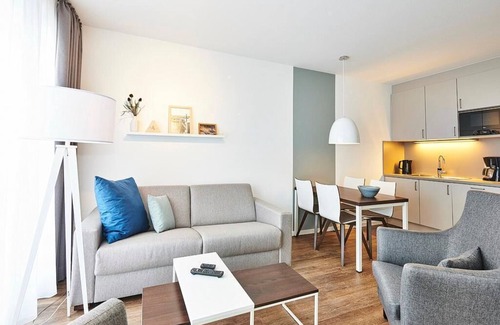 Bensersiel Apartamento | Strandnahes, Modernes Apartment mit Terrasse Inkl. Schwimmbad- & Saunanutzung