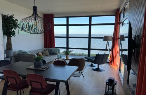 Enkhuizen Apartamento | Strand Chalet am IJsselmeer