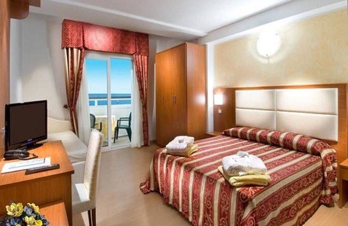 Lido di Savio Hotel | Strand Hotel Colorado