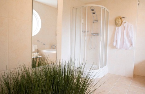 Oostkapelle Hotel | Strandhotel Bos en Duin