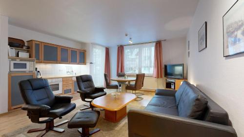 Binz Apartamento | strandnahe FeWo mit Schwimmbad im Haus, a cappella 63, Binz