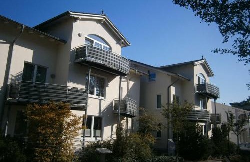 Binz Apartamento | strandnahe FeWo mit Schwimmbad im Haus, a cappella 63, Binz