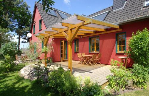 Thiessow Apartamento | strandnahe, schicke FeWo mit Terrasse und Garten - Ferienwohnung Silas