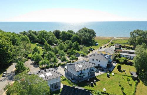 Gohren Casa | strandnahes Haus, Balkon, gratis Nutzung vom AHOI Erlebnisbad und Sauna in Sellin- Villa Playa