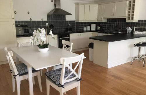 Ballycastle Apartamento | Strandview Ground Floor Beach Apartment