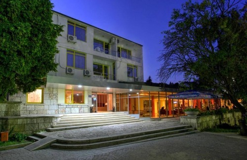 Primorski Hotel | Strandzha Hotel