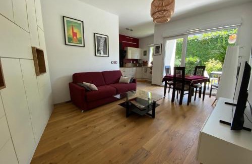 Cronenbourg Est Apartamento | Strasbourg 3 pièces "Vue sur le jardin"