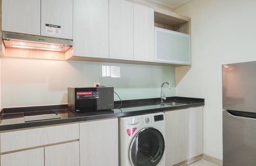Cikini Apartamento | Strategic 2BR Private Lift at Menteng Park Apartment
