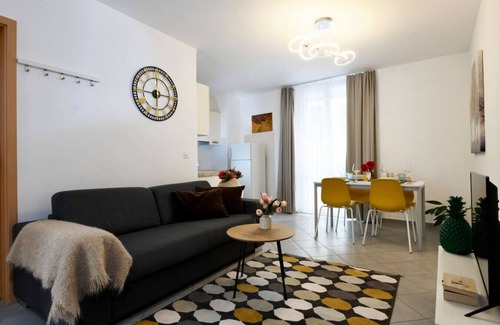 Bioggio Condominio | Strategic Airbnb near train station + free parking