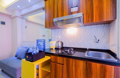 Rawasari Apartamento | Strategic And Comfy 2Br At Green Pramuka City Apartment