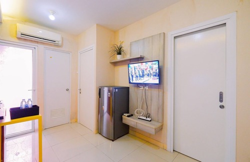 Rawasari Apartamento | Strategic And Comfy 2Br At Green Pramuka City Apartment