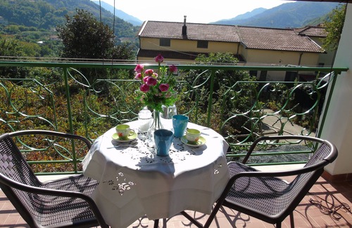Tramonti Apartamento | Strategically located for visiting the beautiful Amalfi Coast and its surroundings.