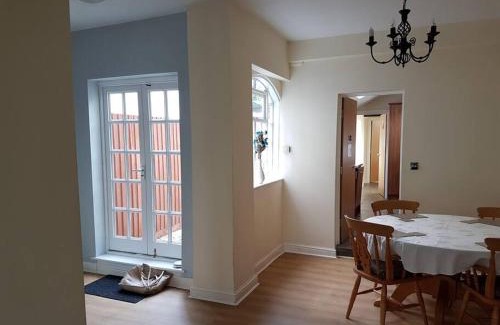 City Centre Apartamento | Stratford Centre, Ground Level, Parking nearby