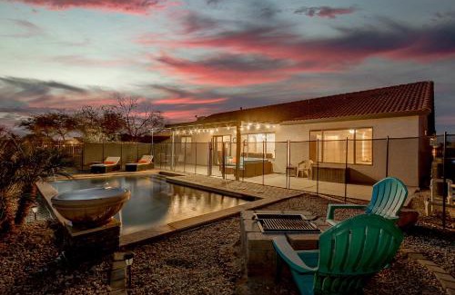 Castlegate Casa | Stratford Place Queen Creek