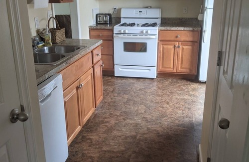 Strathmere Casa | Strathmere Beach Block Rental.Pet Friendly! Contact owner for details on pets.