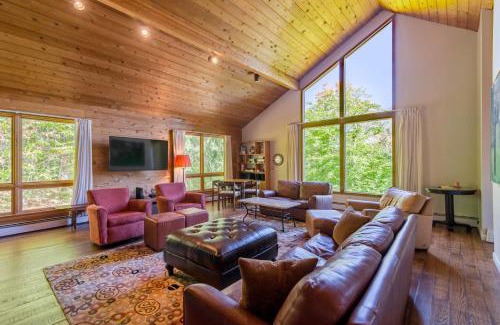 Stratton Mountain Casa | Stratton Mountain Ski House Hot Tub Sauna Shuttle