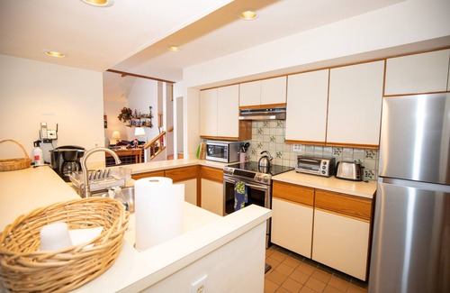 Stratton Mountain Condominio | Piper canto Amplio multinivel 1830 Ft. Prima Townhouse