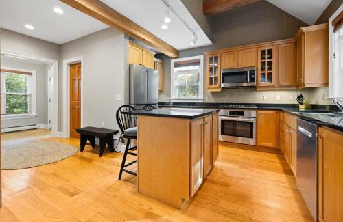 Stratton Mountain Casa | Stratton Springs Top Tier End Unit