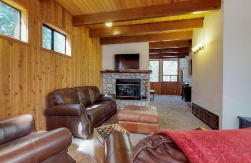 Fern Valley Casa | Strawberry Creek Cabin