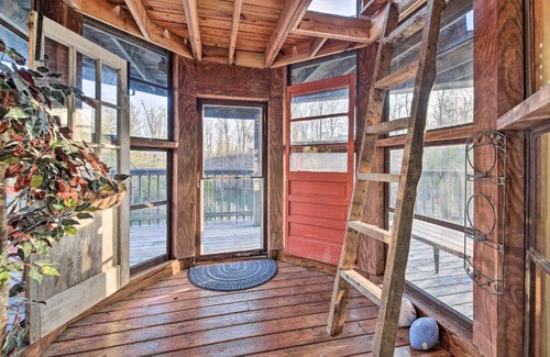 Kodak Casa | Strawberry Plains Cabin Private Pond and Game Room!