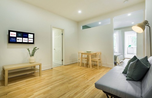 Hochelaga-Maisonneuve Apartamento | New & Spectacular LOFT! Heart of HOMA!