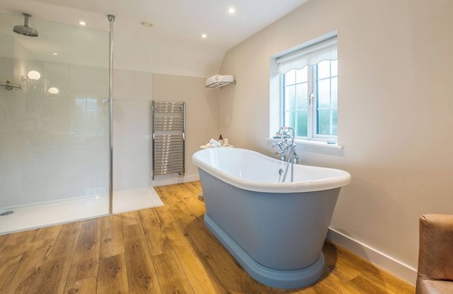 Hastings Cama Y Desayuno | Stream House Luxury B&B