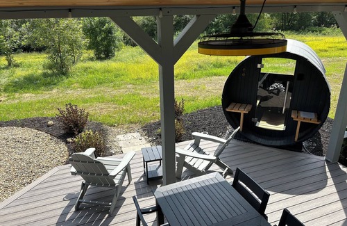 Rockbridge Casa | Streams and Dreams at Laurel Run Luxury Airstream Glamping Parisian Unit 5