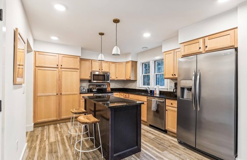Stowe Hollow Casa | Streamside Hollow: 3 br w/ fireplace, firepit, & garage!