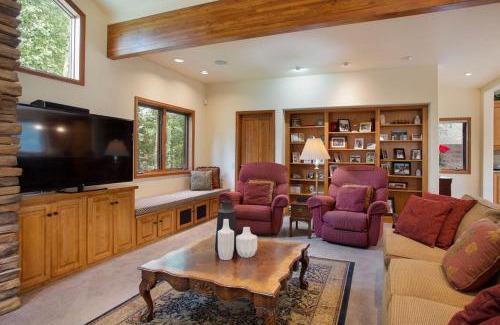 Frisco Casa | Streamside Lane home