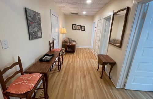 Hot Springs Apartamento | Street View in the Heart of Hot Springs