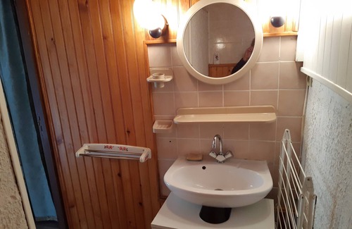Saint-Colomban-des-Villards Chalet De Esquí | Studio Dans Chalet à 50m Pistes de Skis Équipé Pour 4 Personnes