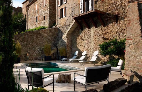 Monte Santa Maria Tiberina Casa | Stunning Luxury House (Lower 2 Floors) with Amazing Views & Pool in green Marble