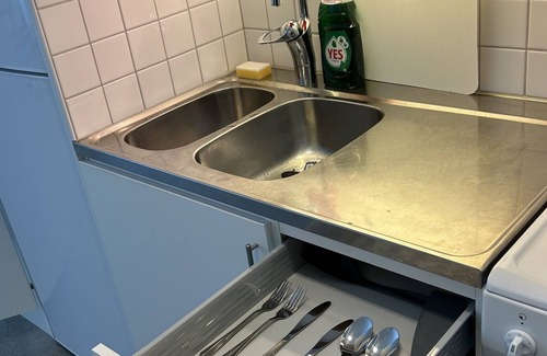 Innerstaden-Ostermalm Apartamento | Student Only: Coveniently-located Apartment in Klintvagen