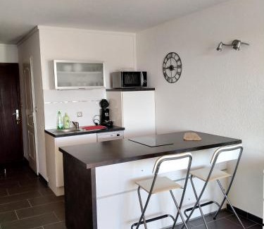 Prunete Apartamento | studio à 100m de la plage et de la piscine