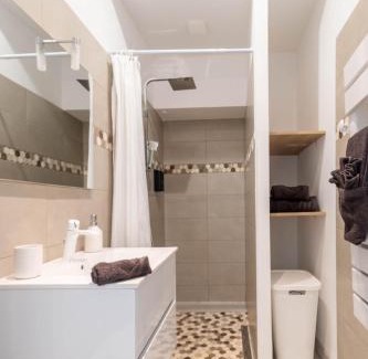 Saint-Victoret Apartamento | Studio à 5 min de l' aéroport et toutes commodités