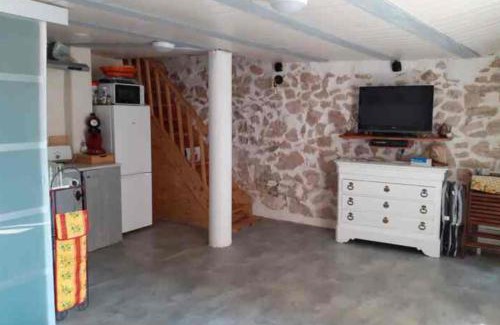 Vins-sur-Caramy Apartamento | Studio à côté Brignoles