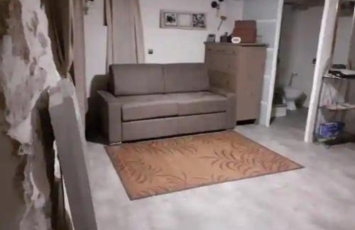 Vins-sur-Caramy Apartamento | Studio à côté Brignoles