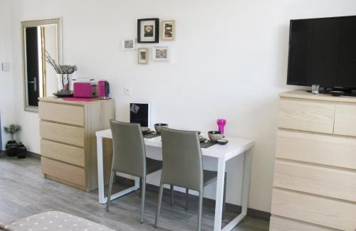 Aix-en-Provence Apartamento | Studio à Deux Pas d'Aix