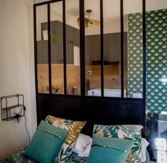Greoux-les-Bains Apartamento | STUDIO ÉLÉGANT & MODERNE - ENTRE LAVANDE ET GORGES DU VERDON