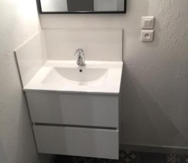Belfort Apartamento | Studio, étage 3, spacieux refait à neuf