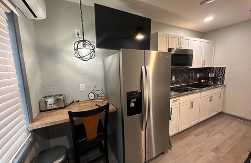 Church Street Apartamento | studio 1 min from Southern Regional hospital 15 MiN FROM ATLANTA APT B