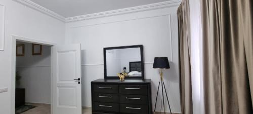 Tirgu Neamt Apartamento | Studio 1