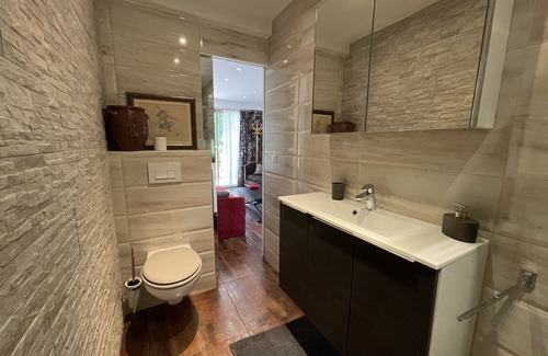 La Bocca Nord Apartamento | Studio 10 minutes from the beaches of Cannes in a private family property.